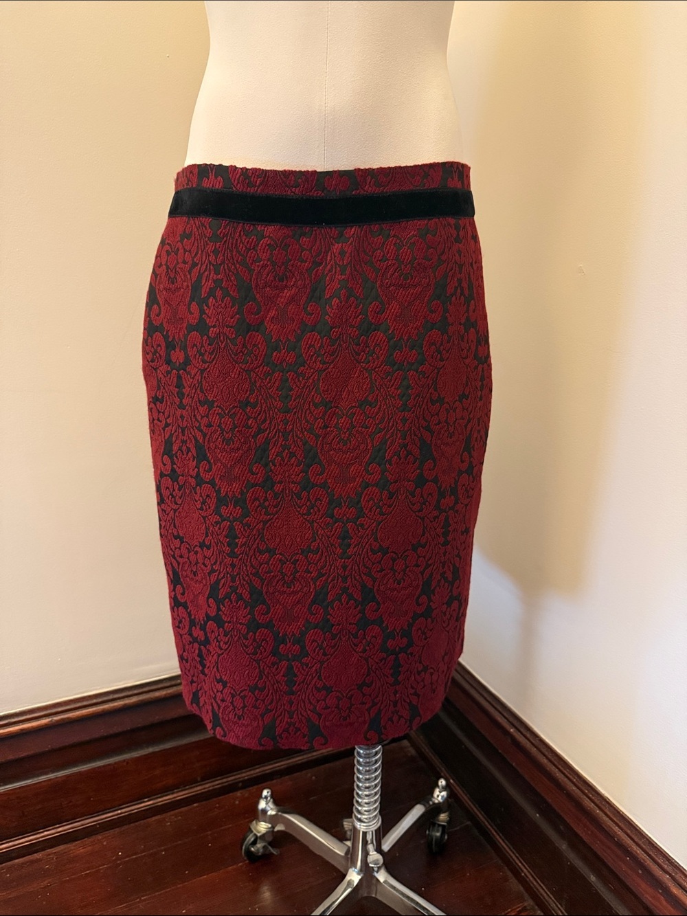 Talbots Red and Black Damask Pencil Skirt